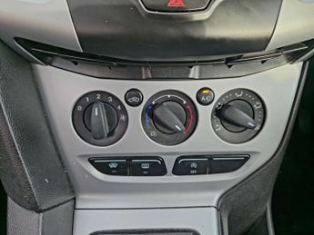 Ford Focus 1.0 Focus Zetec T 5dr