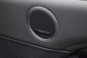 Land Rover Discovery 3.0 Discovery HSE SDV6 Auto 4WD