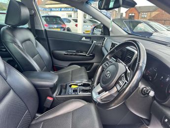 KIA SPORTAGE 1.6 Sportage 4 ISG 4x4 Semi-Auto 4WD 5dr