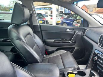 KIA SPORTAGE 1.6 Sportage 4 ISG 4x4 Semi-Auto 4WD 5dr