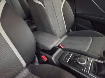 Audi Q2 1.0 Q2 Sport 30 TFSI 5dr