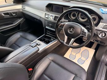 MERCEDES-BENZ E-CLASS 2.1 E220 AMG Night Edition Premium Bluetec Auto 5dr