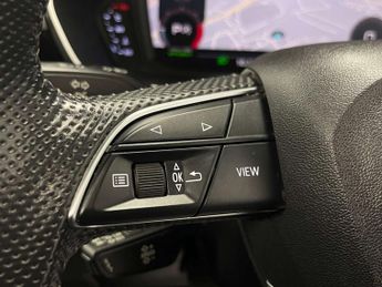 Audi Q3 2.0 Q3 S Line 35 TDI Semi-Auto 5dr