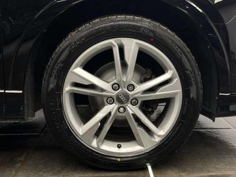 Audi Q3 2.0 Q3 S Line 35 TDI Semi-Auto 5dr