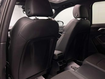 Audi Q3 2.0 Q3 S Line 35 TDI Semi-Auto 5dr