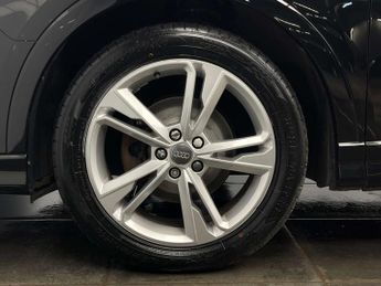 Audi Q3 2.0 Q3 S Line 35 TDI Semi-Auto 5dr