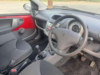 Peugeot 107 1.0 107 Urban 5dr