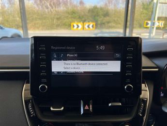 TOYOTA COROLLA 2.0 Corolla Design VVT-i HEV CVT 5dr