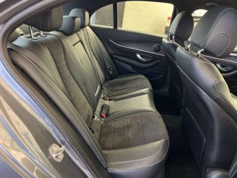 MERCEDES-BENZ E-CLASS 2.0 E 220 D AMG Line Auto 4dr