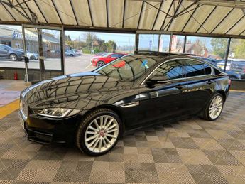 JAGUAR XE 2.0 XE Portfolio D AWD Auto 4WD 4dr