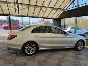 MERCEDES-BENZ C-CLASS 2.1 C 220 Sport D Auto 4dr