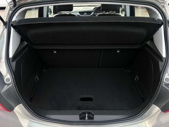 VAUXHALL CORSA 1.4 Corsa SE Auto 5dr