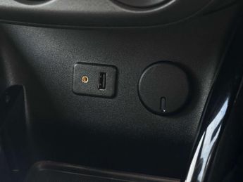 VAUXHALL CORSA 1.4 Corsa SE Auto 5dr