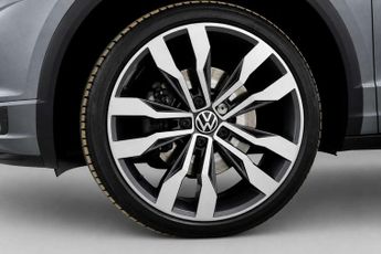 VOLKSWAGEN T-ROC 1.5 T-Roc R-Line TSi Evo Semi-Auto 5dr