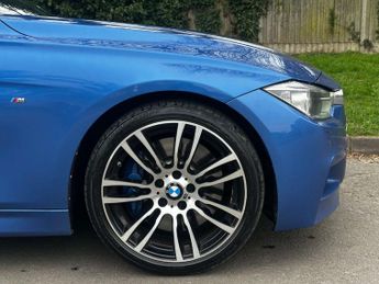 BMW 3 SERIES 3.0 330d M Sport Auto 5dr