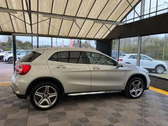 MERCEDES-BENZ GLA 2.1 GLA 220 AMG Line D 4Matic Auto 4WD 5dr