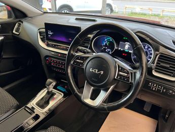 KIA XCEED 1.6 XCeed 3 PHEV Semi-Auto 5dr