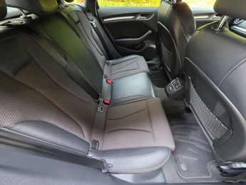 AUDI A3 1.0 A3 Sportback 30 TFSI Black Edition 5dr