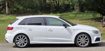 AUDI A3 1.0 A3 Sportback 30 TFSI Black Edition 5dr