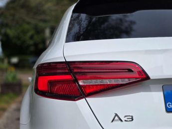 AUDI A3 1.0 A3 Sportback 30 TFSI Black Edition 5dr