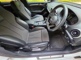 AUDI A3 1.0 A3 Sportback 30 TFSI Black Edition 5dr