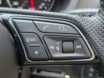 AUDI A3 1.0 A3 Sportback 30 TFSI Black Edition 5dr