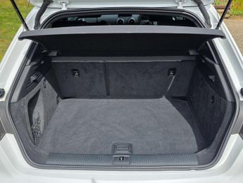 AUDI A3 1.0 A3 Sportback 30 TFSI Black Edition 5dr