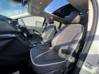 FORD KUGA 2.0 Kuga Vignale TDCi 4x4 Automatic 4WD 5dr - NATIONAL DELIVERY*