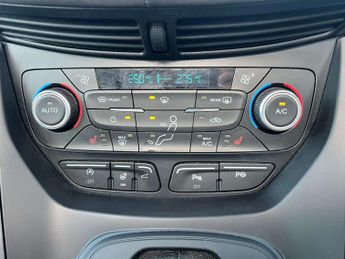 FORD KUGA 2.0 Kuga Vignale TDCi 4x4 Automatic 4WD 5dr - NATIONAL DELIVERY*