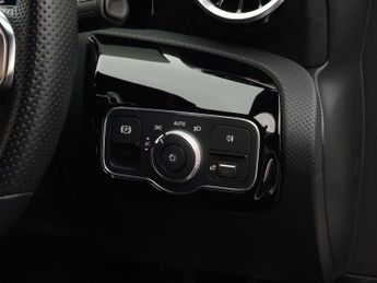 MERCEDES-BENZ A-CLASS 1.3 A 250 AMG Line E Auto 5dr