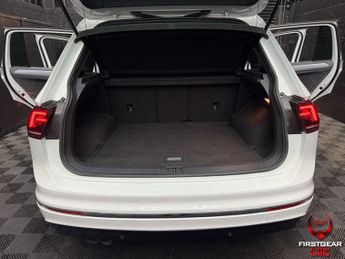 Volkswagen Tiguan 2.0 TDI BlueMotion Tech R-Line SUV 5dr Diesel DSG Euro 6 (s/s) (