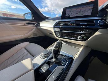 BMW 5 SERIES 2.0 520d M Sport Automatic 4dr - *NATIONAL DELIVERY*