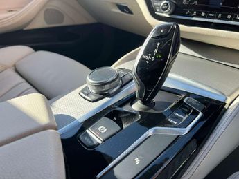 BMW 5 SERIES 2.0 520d M Sport Automatic 4dr - *NATIONAL DELIVERY*