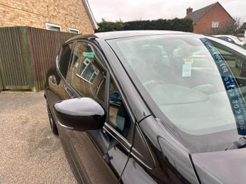 RENAULT CLIO 1.6 Clio Renault Sport Nav Trophy Auto 5dr