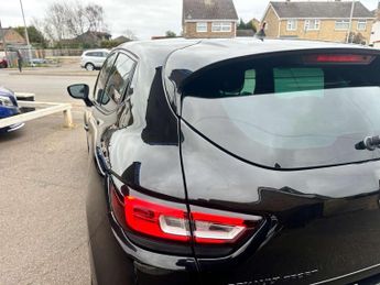 RENAULT CLIO 1.6 Clio Renault Sport Nav Trophy Auto 5dr