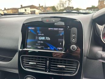 RENAULT CLIO 1.6 Clio Renault Sport Nav Trophy Auto 5dr