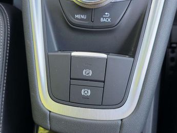 AUDI TT 2.0 TT Black Edition 40 TFSI Semi-Auto 3dr