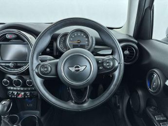 MINI HATCH 1.5 Cooper Auto 5dr