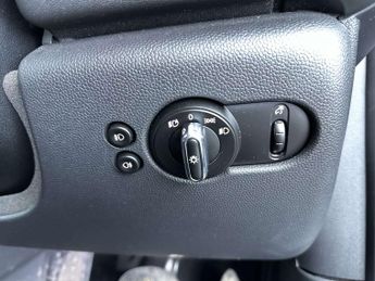 MINI HATCH 1.5 Cooper Auto 5dr