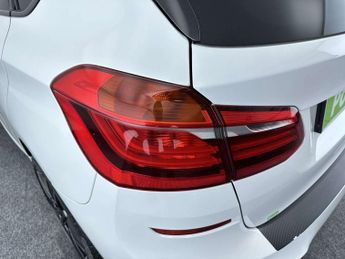 BMW 2 SERIES 2.0 220d M Sport Auto 5dr