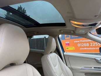 Volvo XC60 2.4 XC60 SE Luxury Nav D5 AWD Auto 4WD 5dr
