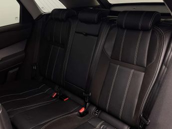 Land Rover RANGE ROVER VELAR 2.0 Range Rover Velar R-Dynamic SE D180 Auto 4WD 5dr