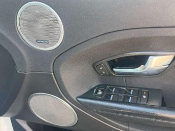 Land Rover RANGE ROVER EVOQUE 2.2 Range Rover Evoque Pure Tech SD4 Auto 4WD 5dr