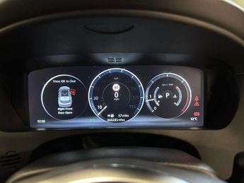 JAGUAR F-PACE 2.0 F-PACE R-Sport AWD D Auto 4WD 5dr