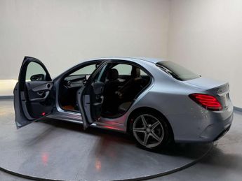 Mercedes-Benz C-CLASS 2.1 C250 AMG Line Bluetec Auto 4dr