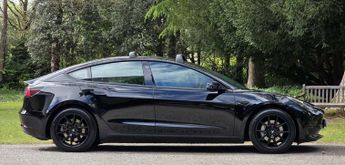 TESLA MODEL 3 Model 3 Standard Range + 4dr