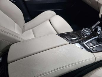 BMW 5 SERIES 3.0 535d M Sport Auto 4dr