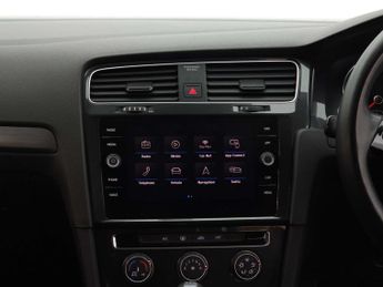VOLKSWAGEN GOLF 1.5 Golf SE Nav TSi Evo Semi-Auto 5dr
