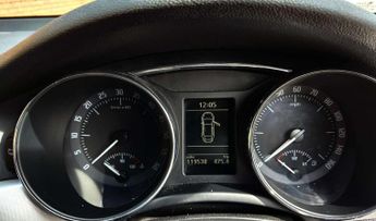 Skoda Superb 2.0 Superb Elegance TDI CR 140 Semi-Auto 5dr