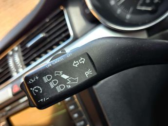 Skoda Superb 2.0 Superb Elegance TDI CR 140 Semi-Auto 5dr